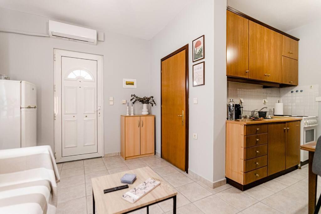 Hermes Modern Apartment Александроуполис Экстерьер фото